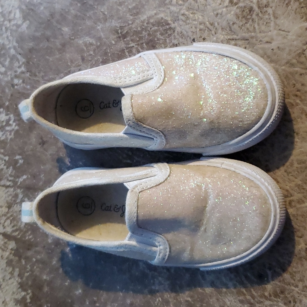 Cat & Jack size 6